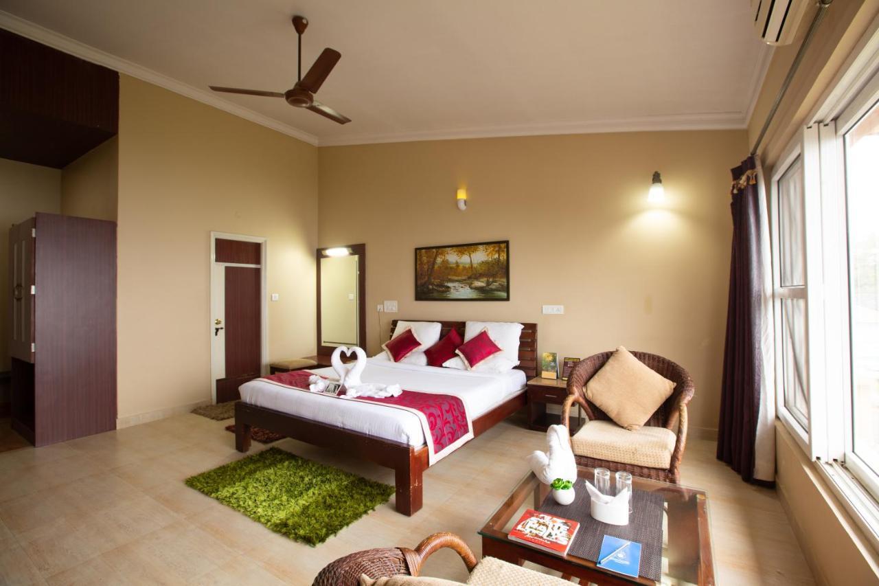 Kstdc Hotel Mayura Valley View Madikeri Extérieur photo