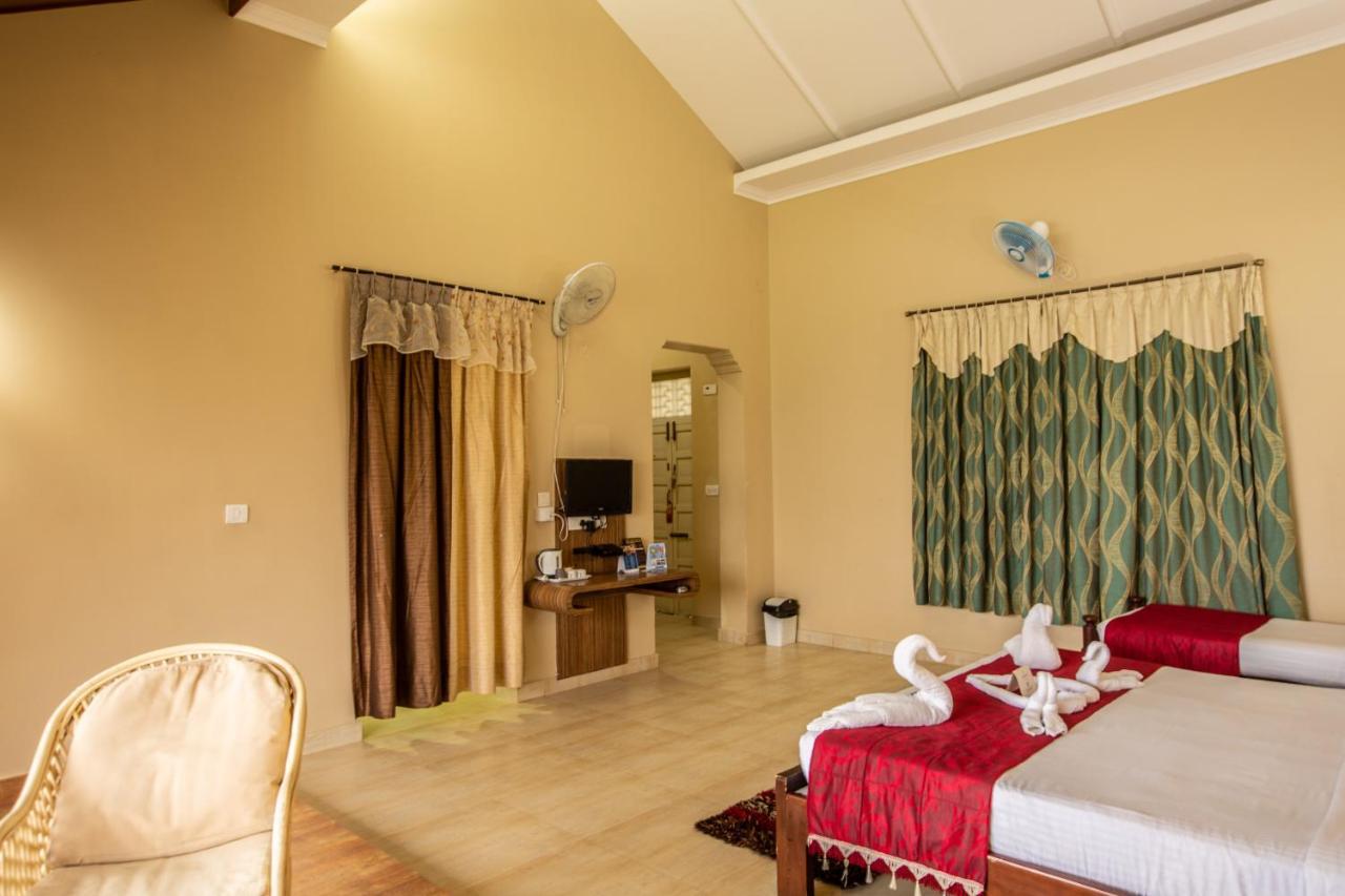 Kstdc Hotel Mayura Valley View Madikeri Extérieur photo
