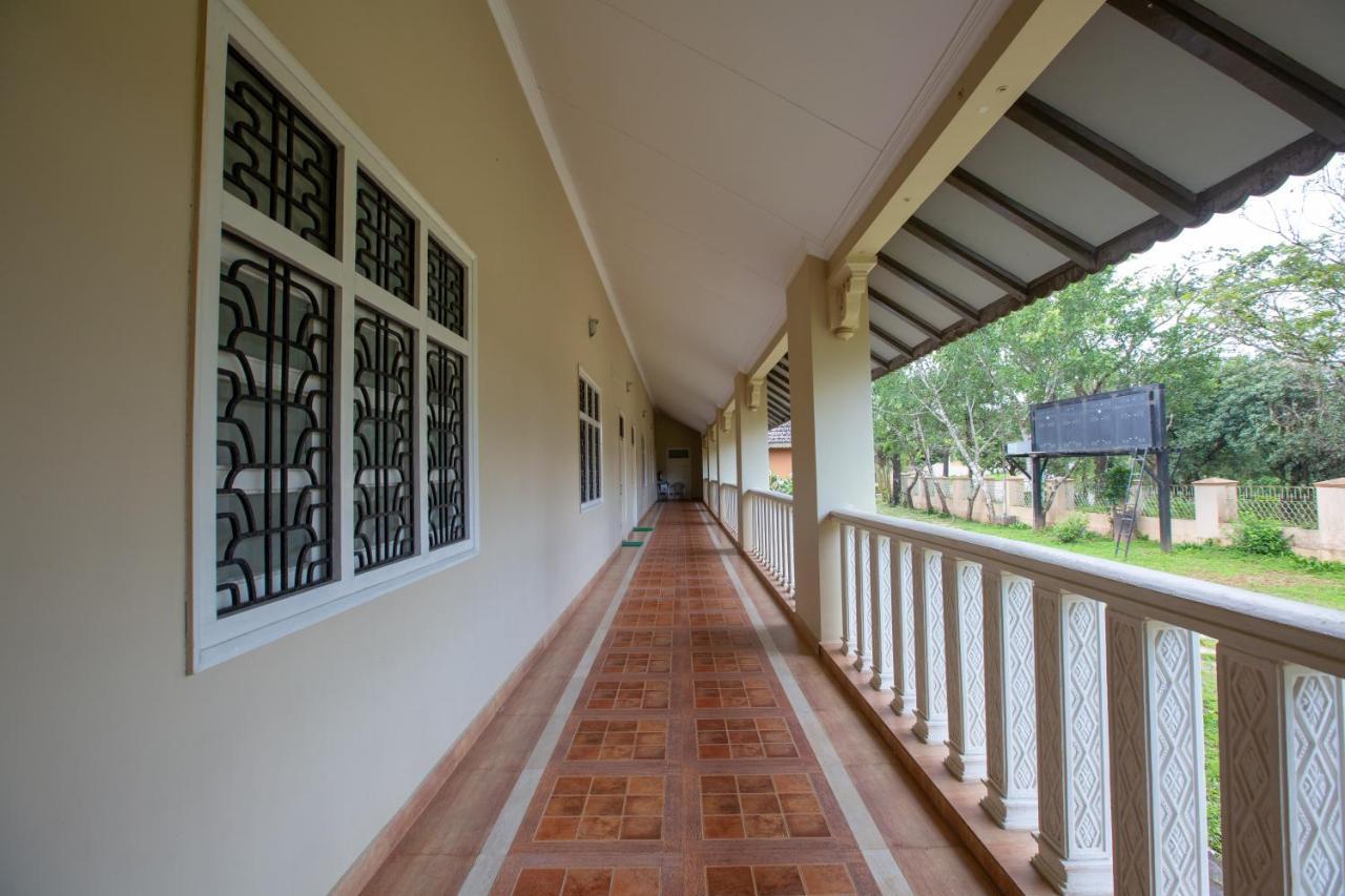 Kstdc Hotel Mayura Valley View Madikeri Extérieur photo