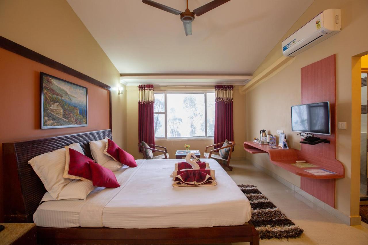 Kstdc Hotel Mayura Valley View Madikeri Extérieur photo