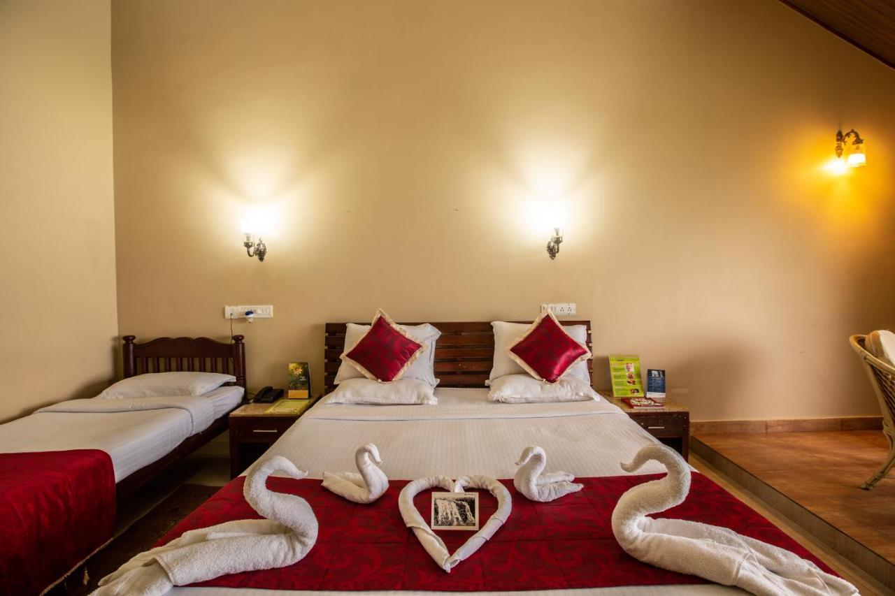Kstdc Hotel Mayura Valley View Madikeri Extérieur photo