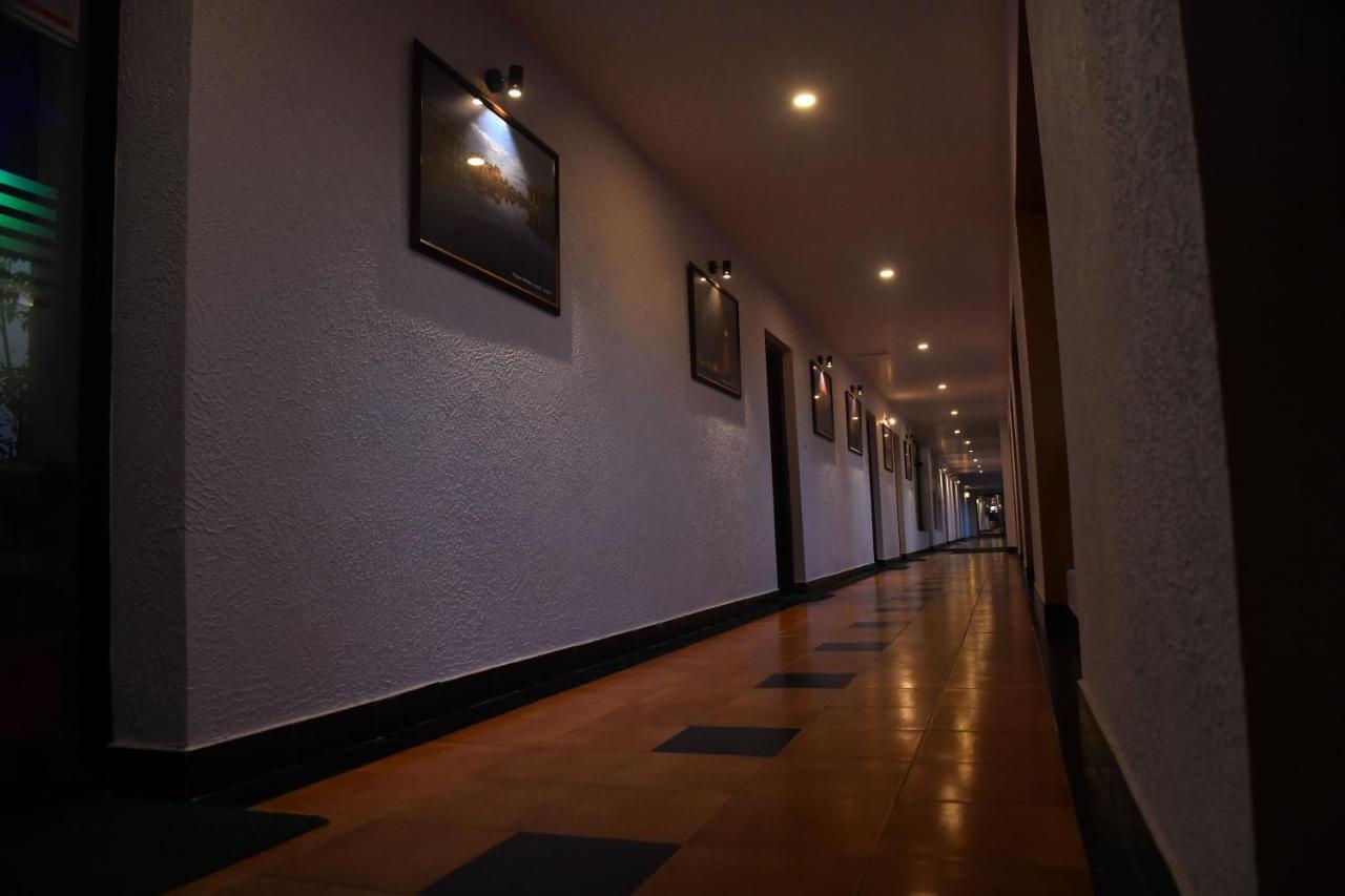 Kstdc Hotel Mayura Valley View Madikeri Extérieur photo